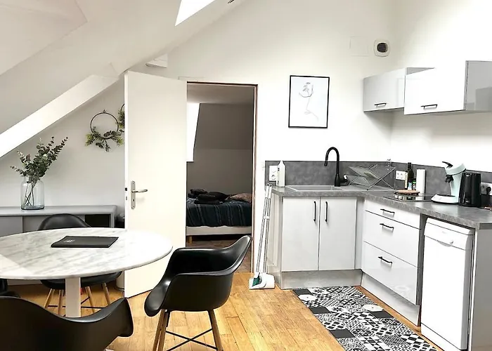 Aubance - Maison Bossoreil بيت ضيافة أنجير